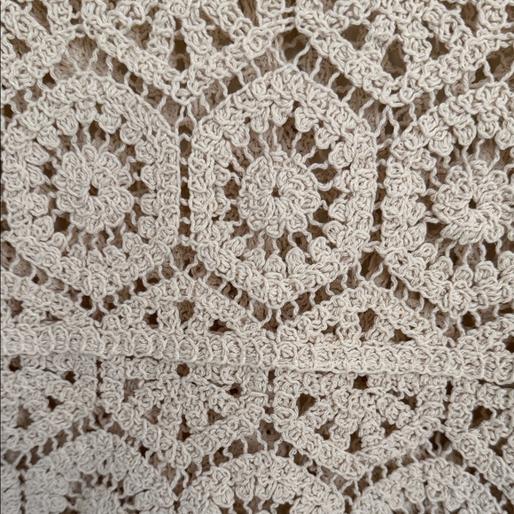 Rebellion Cropped Cream Crochet Cardigan - Picture 6 of 6